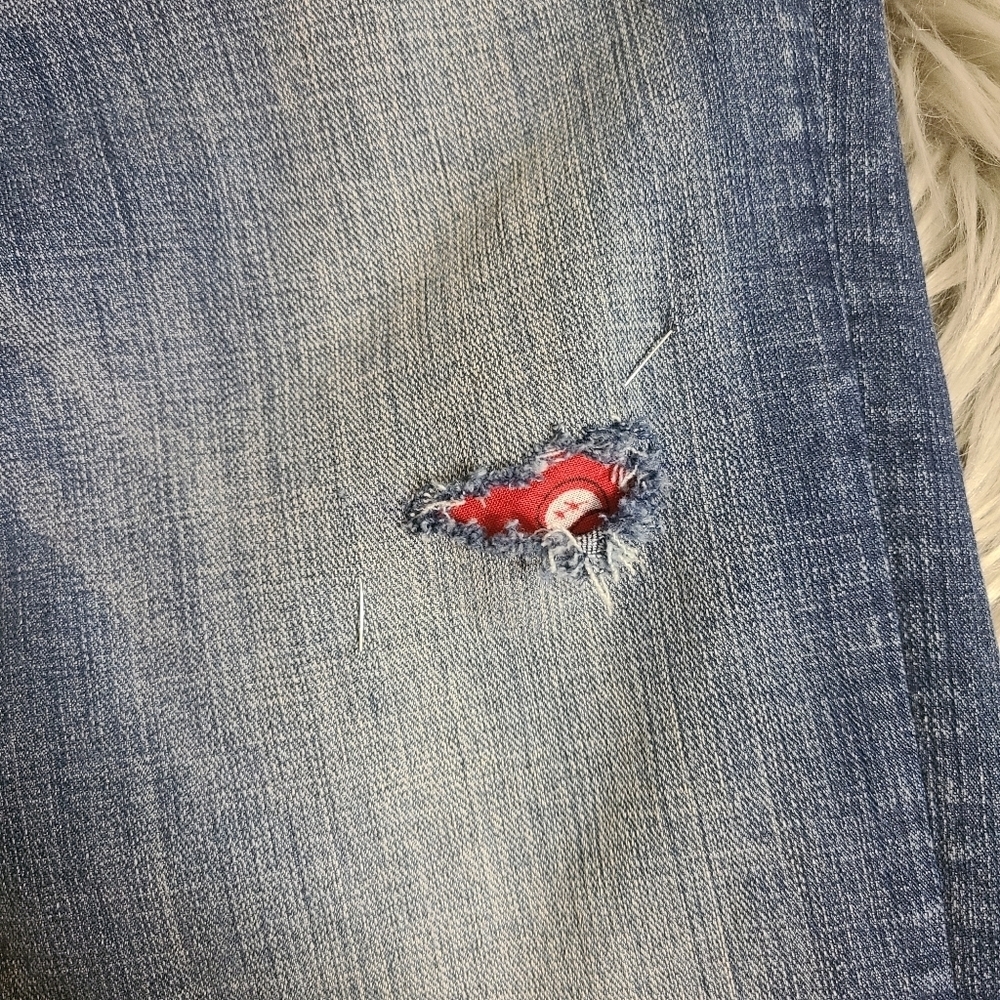 American Eagle Distressed Straight Leg Jeans - Picture 8 of 14